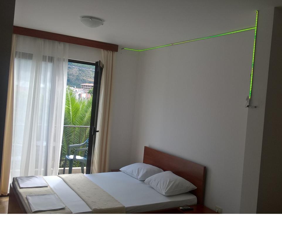 Studio Apartments 6 Palmi Budva Exterior foto